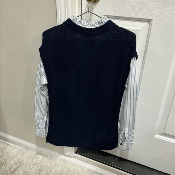 LOFT Striped Ruffle Mixed Media
Tunic Sweater
$74.95 $39 - Picture 8 of 8